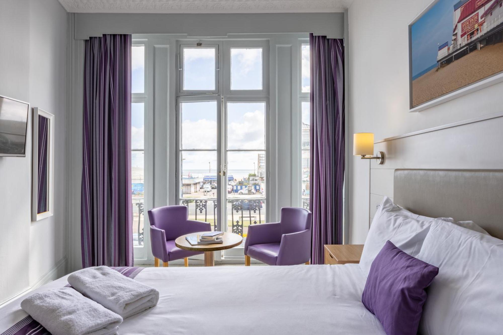 The Carlton Hotel 그레이트야머스 외부 사진